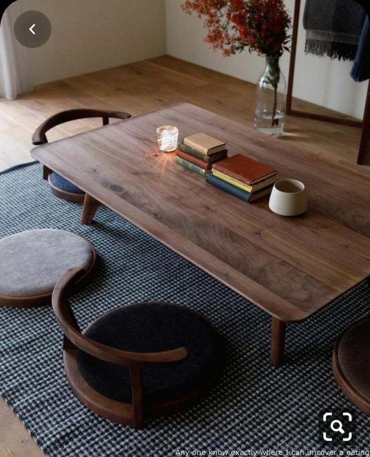 Bureau japonais au sol bois fonce