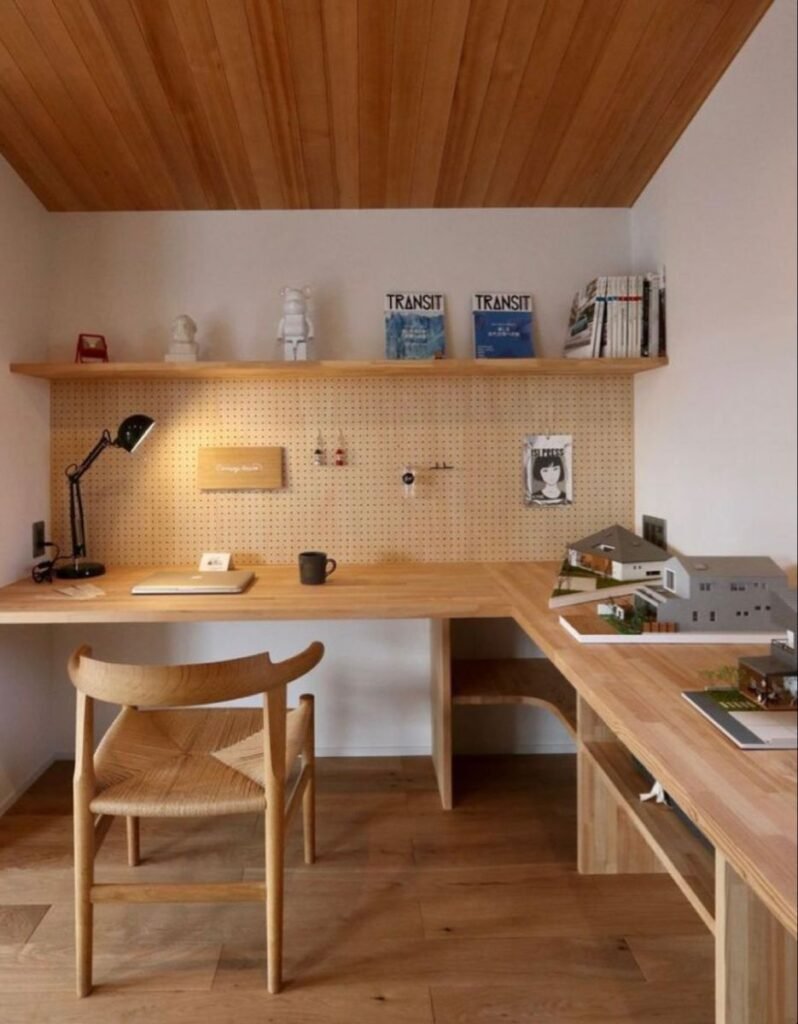 Bureau style japonais d'angle plafond bois