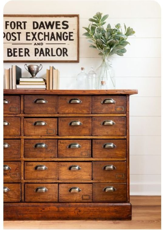 Meuble d'apothicaire deco bureau style atelier