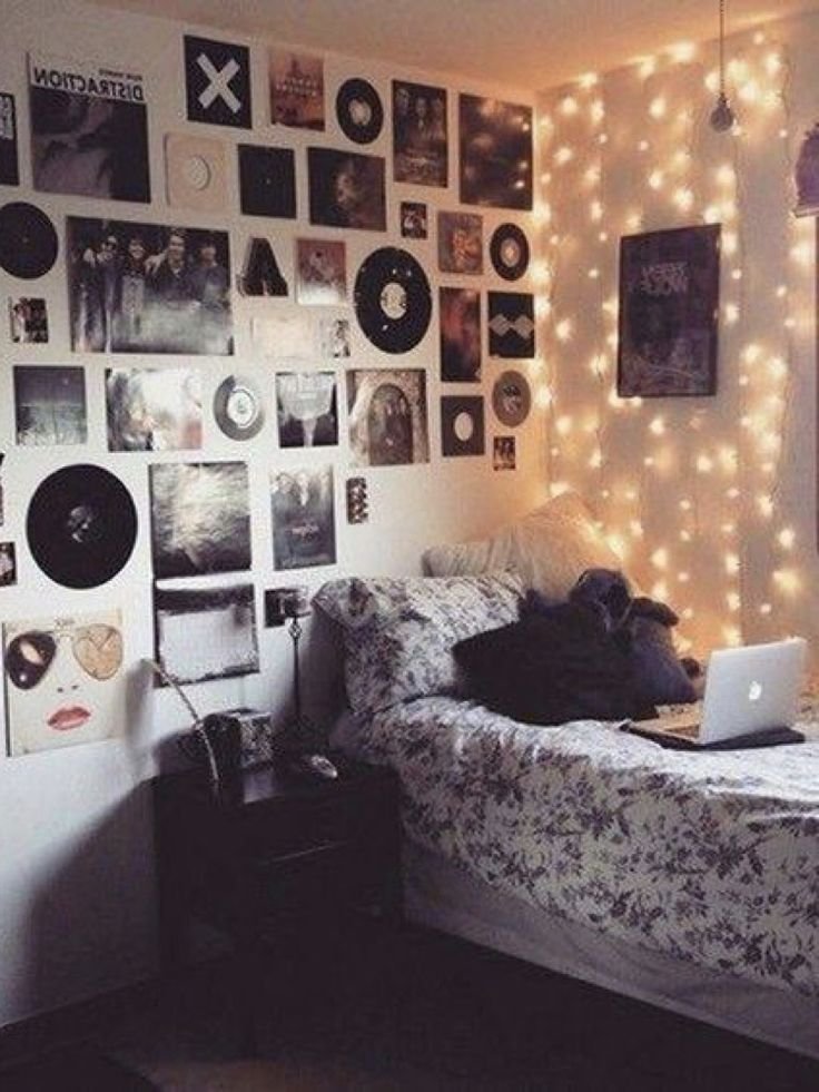 Deco chambre ado cocooning mur de photo et cadres