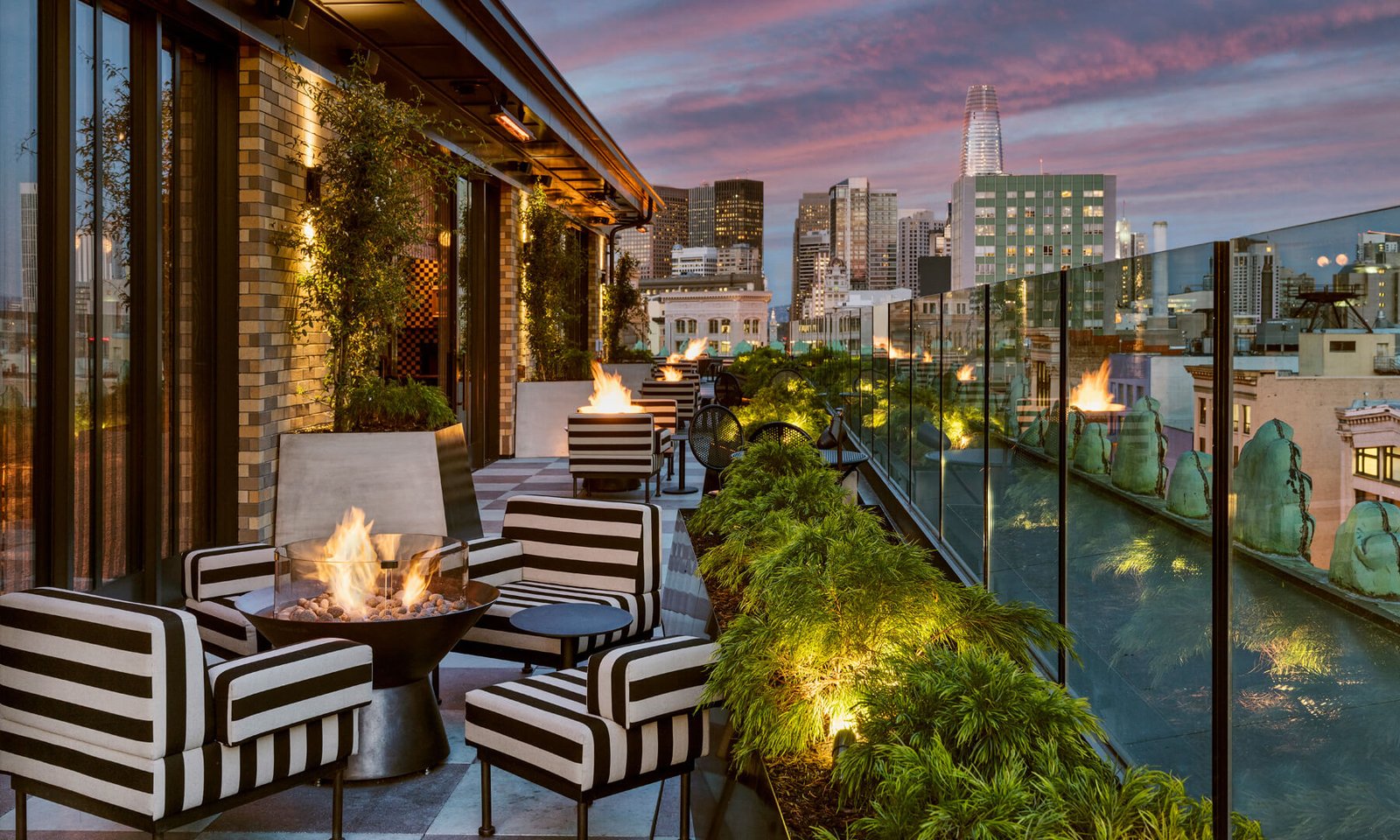 Exterieur terrrasse charmaine sf proper hotel