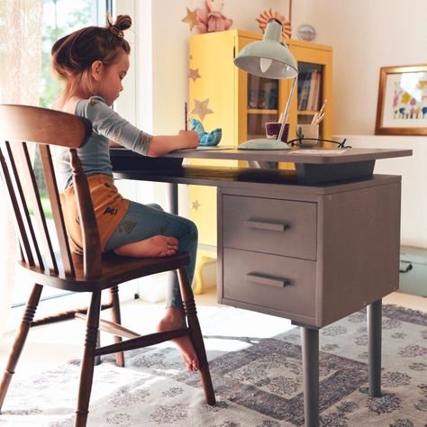 Idee bureau enfant avec lampe alfred et compagnie