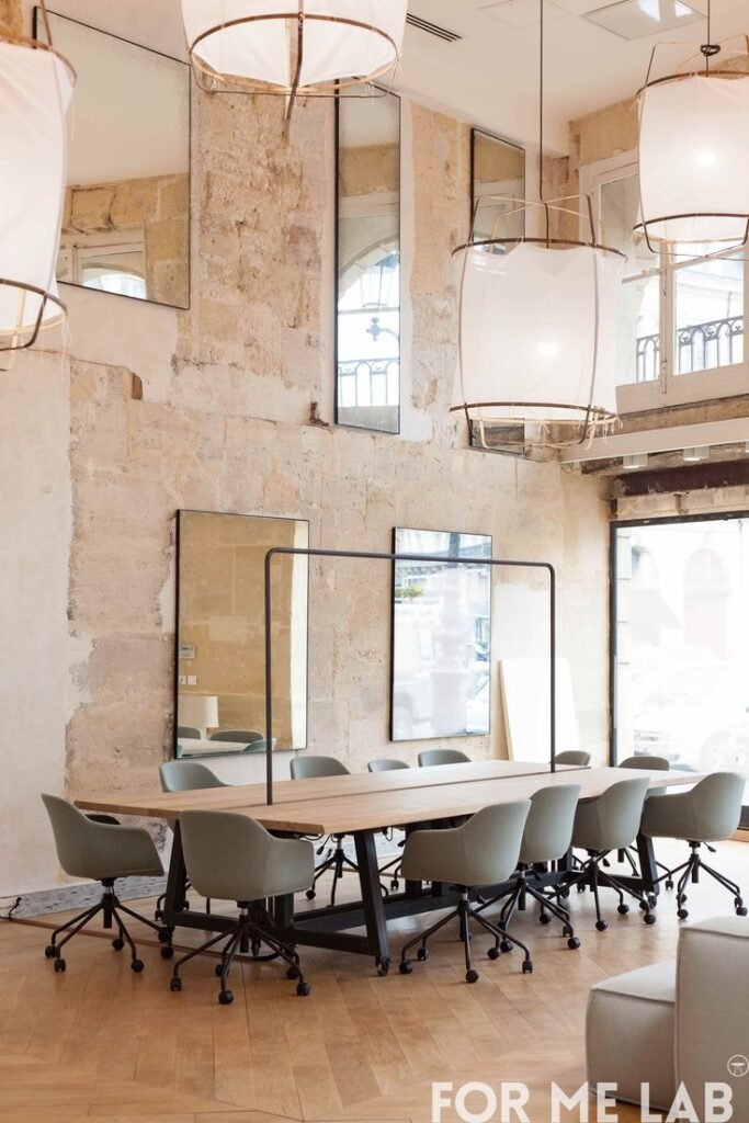 Salle de reunion style zen bureau professionnel