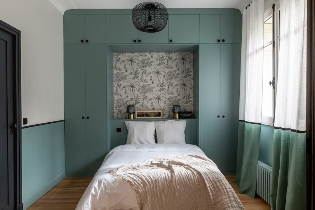 pont-de-lit-Camille-Hermand-petite chambre ado cocooning