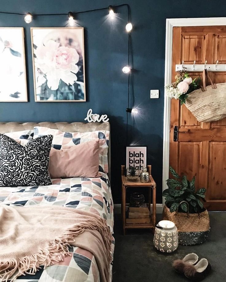 Chambre ado couleur taupe et bleu marine cocooning