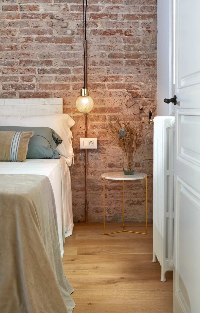 Chambre ado industriel et cocooning bleu et jaune