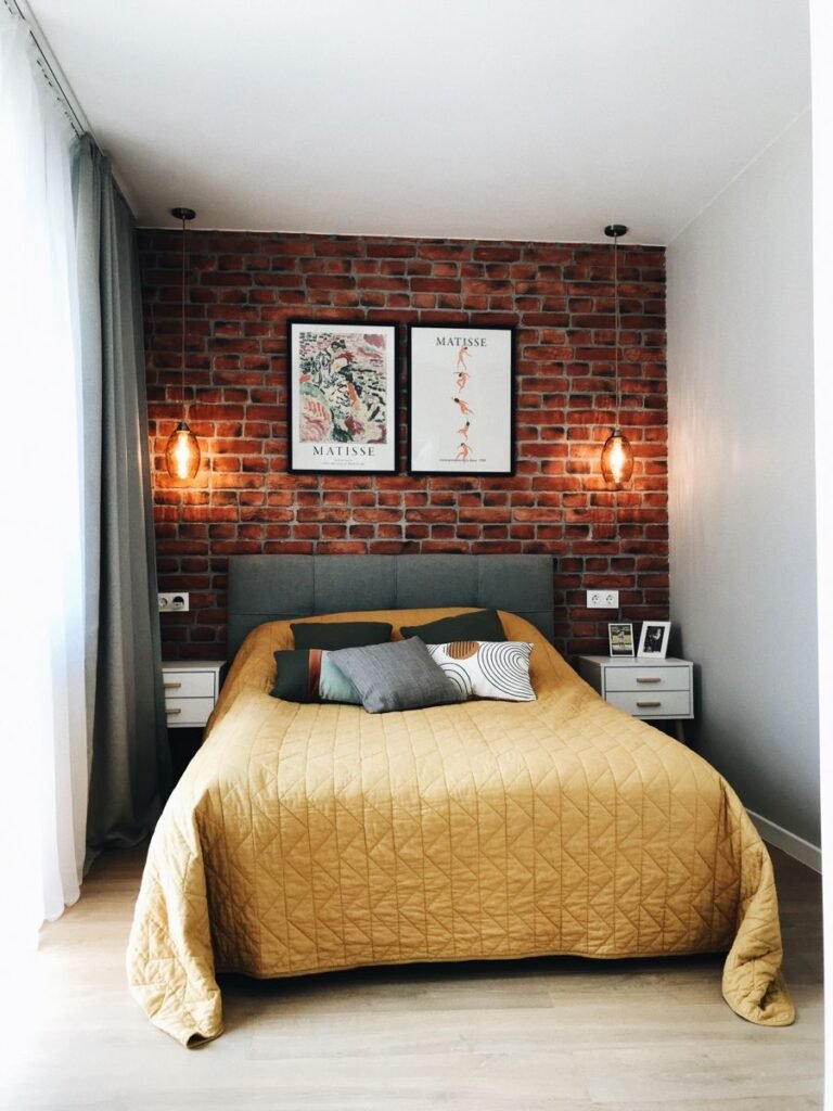 Chambre ado industriel papier peint effet brique