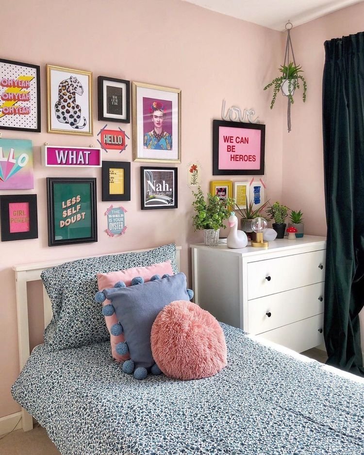 Chambre ado pastel eclectique rose et bleu