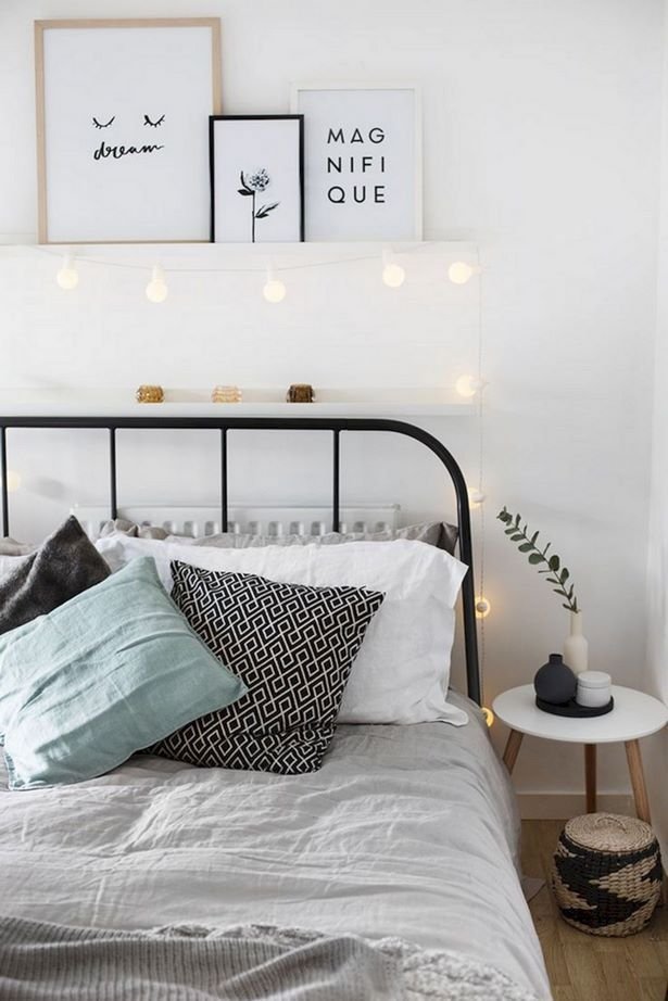 Chambre ado scandinave noir et blanc affiche magnifique
