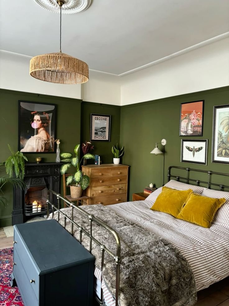 Chambre ado vert kaki maximaliste