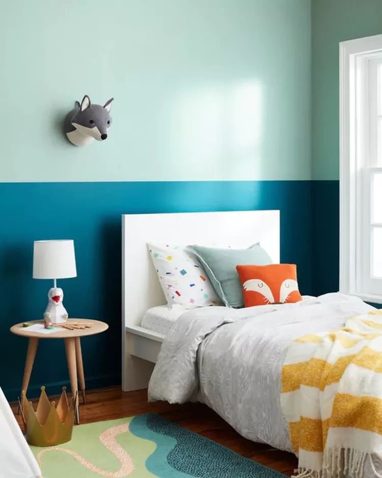 Chambre bleu canard ado bi ton et lit simple