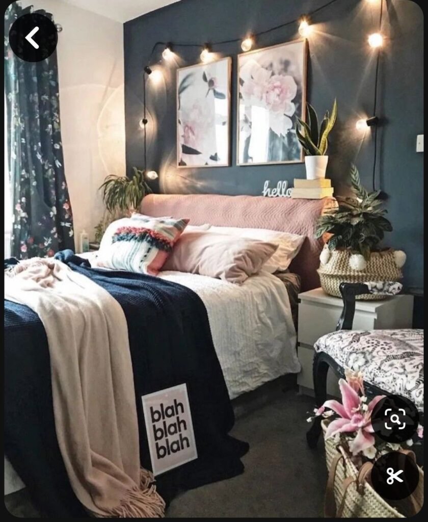 Peinture chambre ado bleu marine rose et taupe