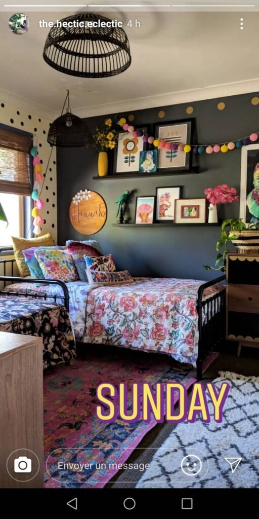 Peinture murale chambre ado grise et blanche eclectique