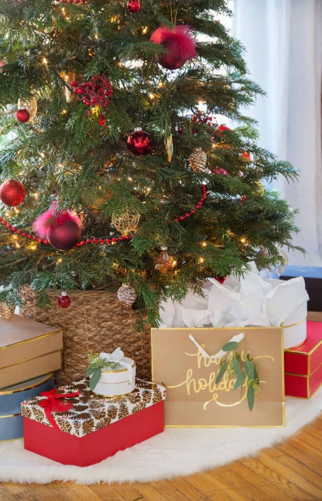 Emily-Henderson_Holiday-Decorating_Ginny_Living-Room_Dining-Room_Christmas_White-Neutral_Cozy-Cottage_16A