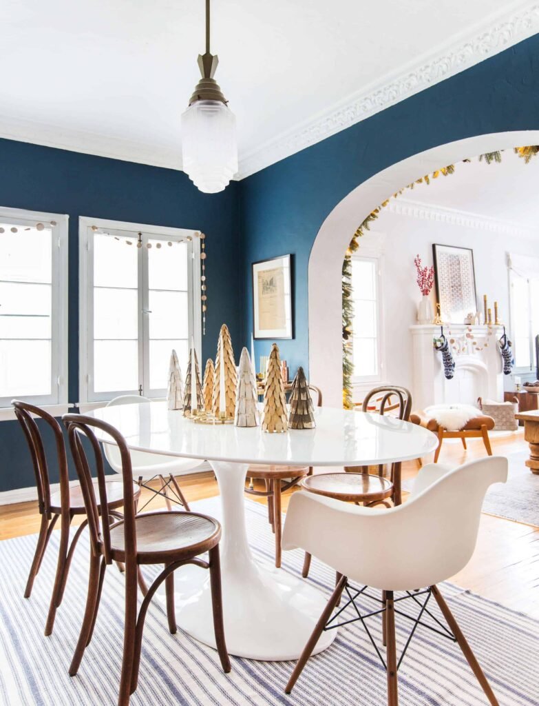 Emily-Henderson_Holiday-Decorating_Ginny_Living-Room_Dining-Room_Christmas_White-Neutral_Cozy-Cottage_21