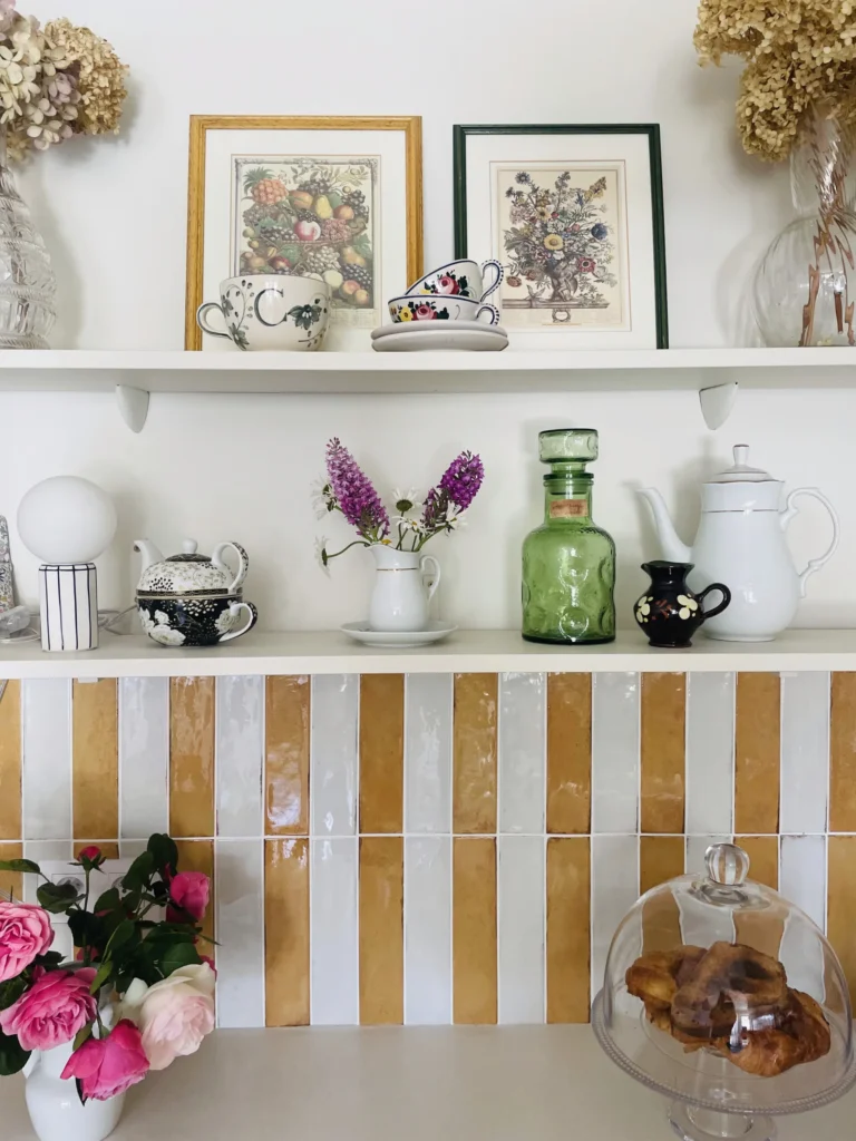 Maison seize decoration cuisine carrelage rayures